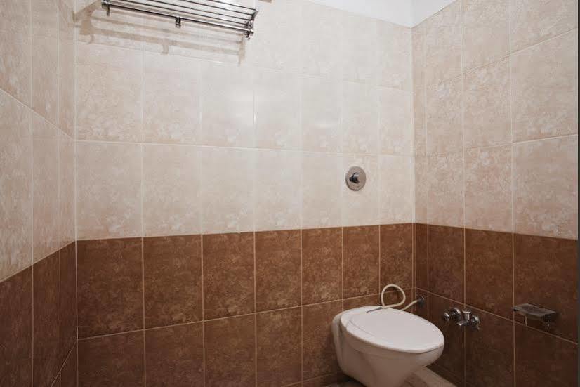 Oyo 9900 Hotel Pioneer Plaza Jodhpur  Bagian luar foto