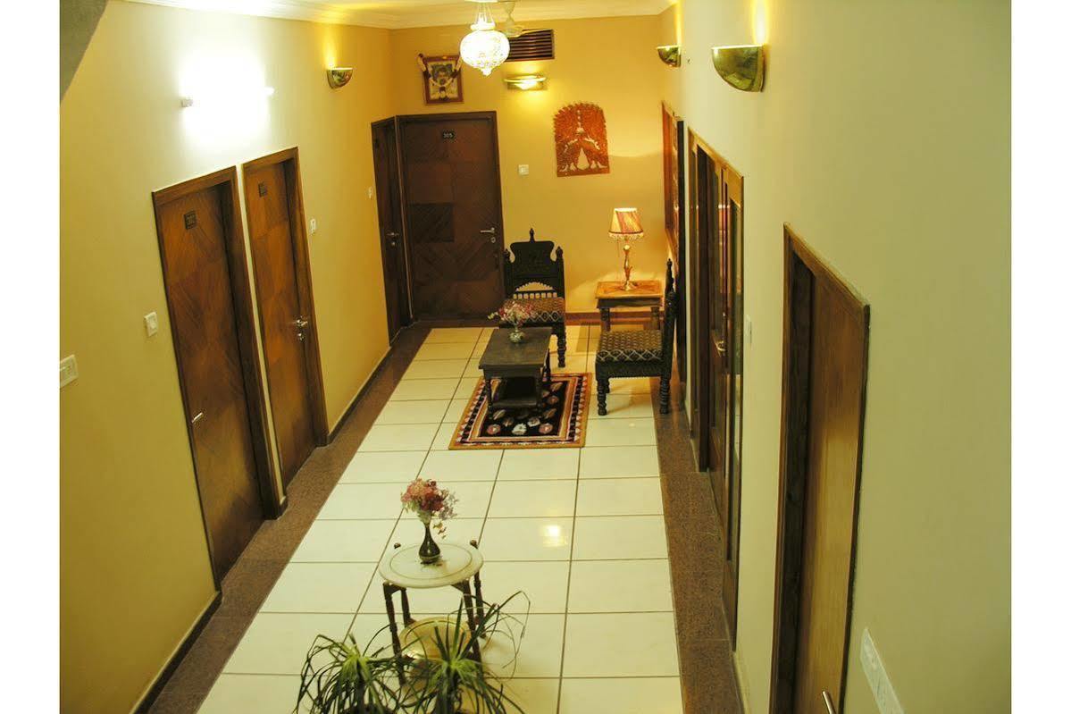 Oyo 9900 Hotel Pioneer Plaza Jodhpur  Bagian luar foto