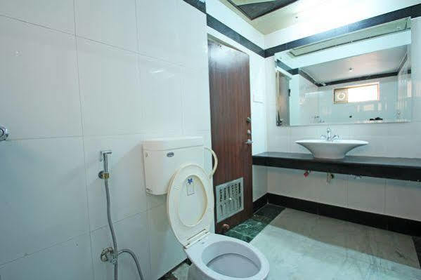Oyo 9900 Hotel Pioneer Plaza Jodhpur  Bagian luar foto