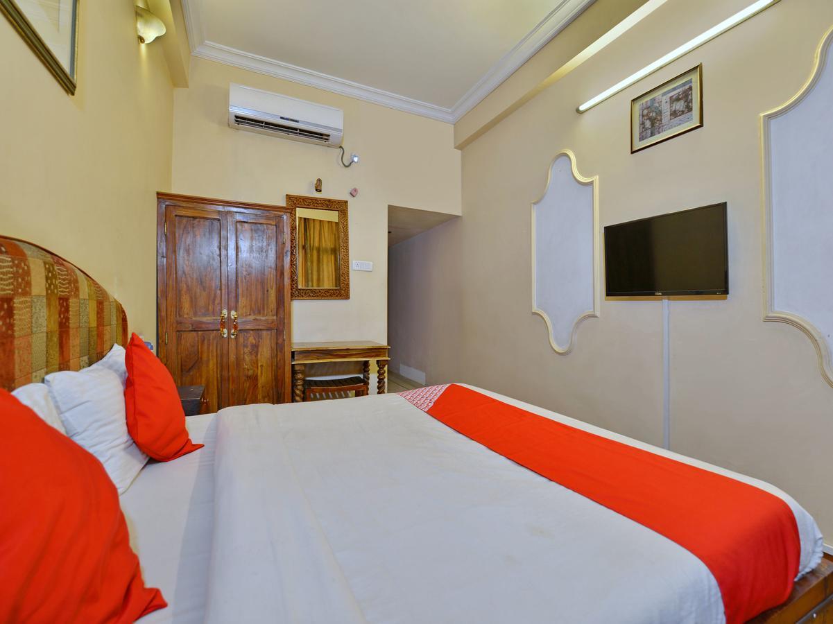 Oyo 9900 Hotel Pioneer Plaza Jodhpur  Bagian luar foto